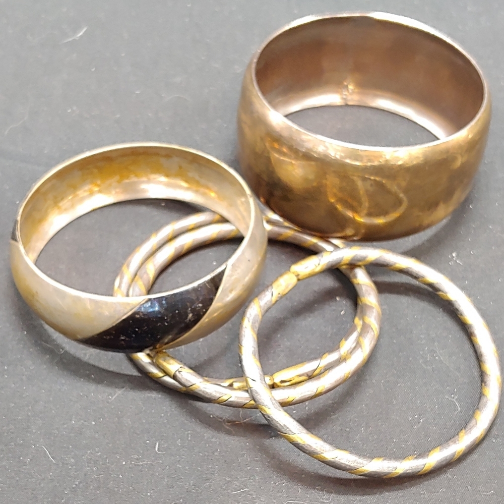 Vtg Set of 5 Mixed Metal Bangles